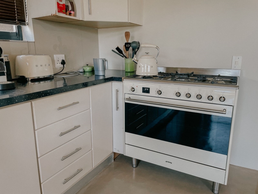 To Let 3 Bedroom Property for Rent in Oranjezicht Western Cape